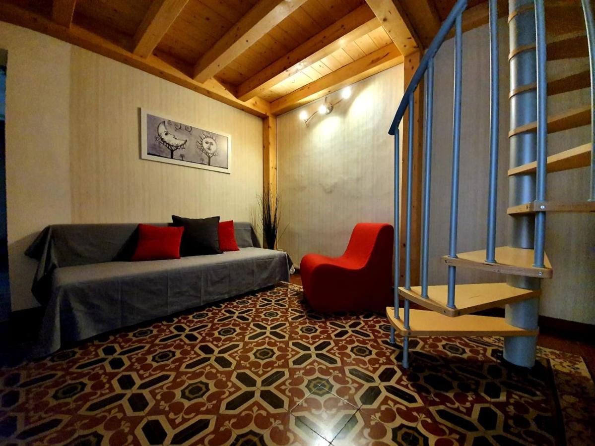 Lina'S House Apartment Catania Luaran gambar